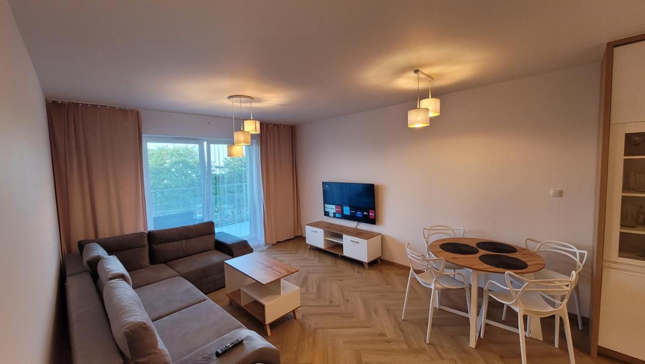 Niegocin Garaz Basen Plaza Gizycko * Wilkasy